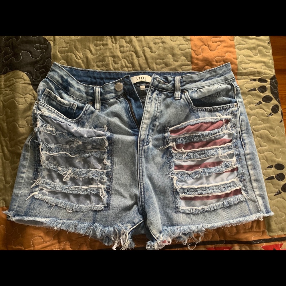 YMI High Waist Americana Shorts 🎉🇺🇸